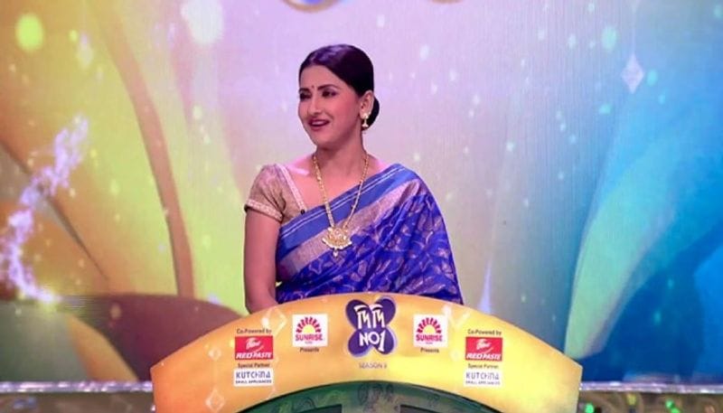<p>দীর্ঘ দিন ধরে চলতে থাকা এই রিয়ালিটি শো-এ মানুষ মন খুলে কথা বলে প্রিয় রচনার সঙ্গে। </p>