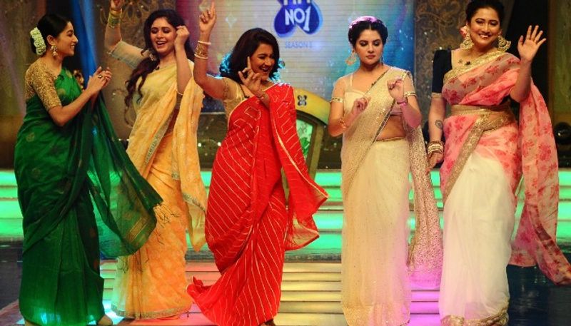 <p>উঠে আসে অনেক না বলা কথা, স্ট্রাগেল থেকে শুরু করে জয়ের ইতিহাস। তবে এই রিয়ালিটি শো-এর সেট থেকেই ছুটি নিলেন রচনা। </p>