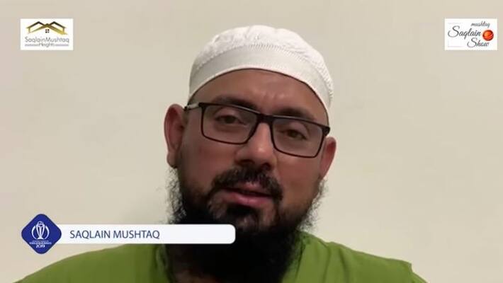 PCB warns Saqlain Mushtaq for praising MS Dhoni on his YouTube channel PCB warns Saqlain Mushtaq for praising MS Dhoni on his YouTube channel