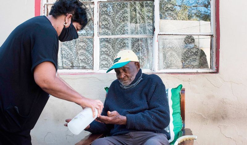 south african fredie blom world oldest man dies after his 116th birthday KPP