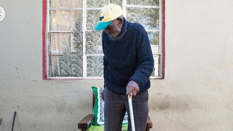 south african fredie blom world oldest man dies after his 116th birthday KPP