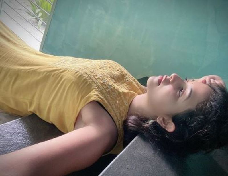 actress anjali over slim lock down hot photo gallery