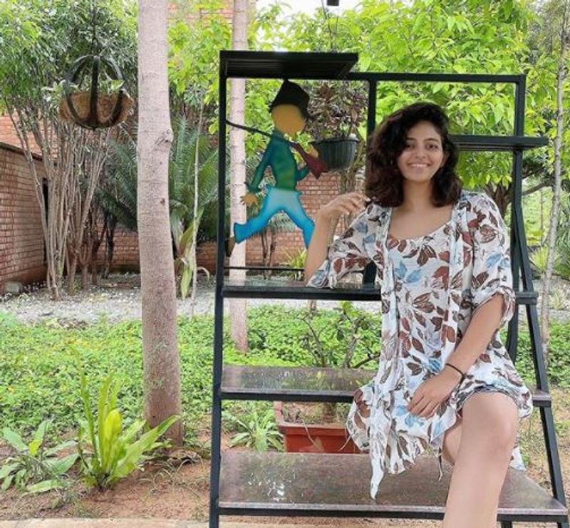 actress anjali over slim lock down hot photo gallery