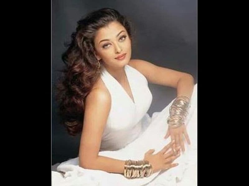 Treat for all Aishwarya Rai's fans: Here are 23 rare pictures of the 'most beautiful woman on earth' RCB