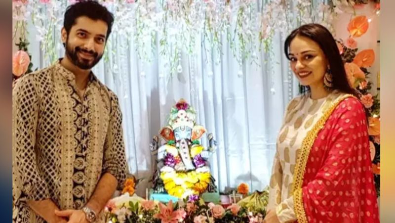ganesh chaturthi 2020 shweta tiwari ganesh puja with daughter palak tiwari and son reyansh KPJ