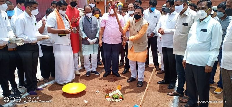 Union Minister Pralhad Joshi Talks Over SmartCity Project