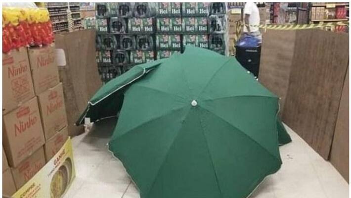 Shop in Brazil covered a dead body to keep the store running Shop in Brazil covered a dead body to keep the store running