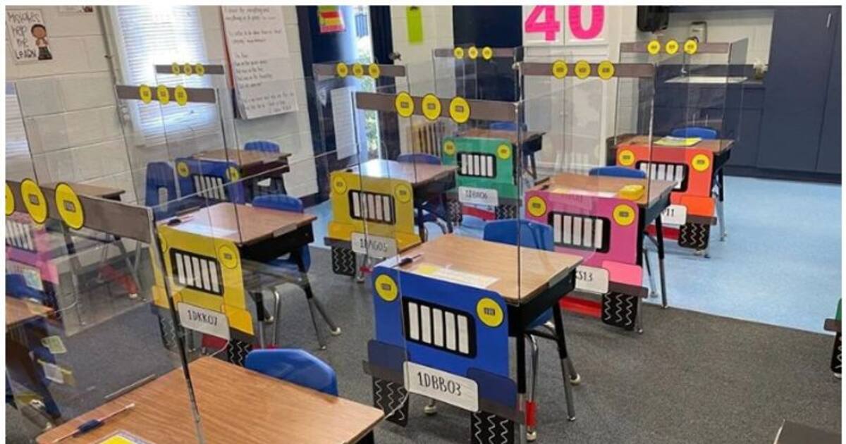 வீட்டுக்கே வரும் வகுப்பறை; டிஜிட்டல் முறையில் ஆம்னி பேருந்தில் பாடசாலை 