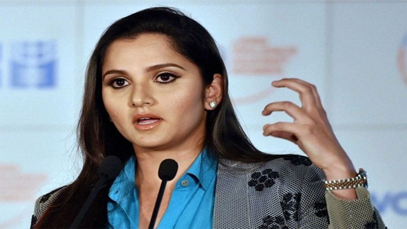 sania mirza said - ms dhoni and shoaib malik are similar dva