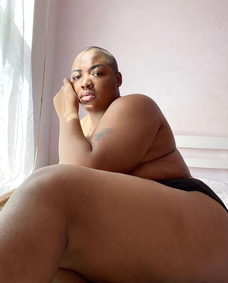 Black Plus-Sized model accuses Instagram to have a Racist Policy ALB