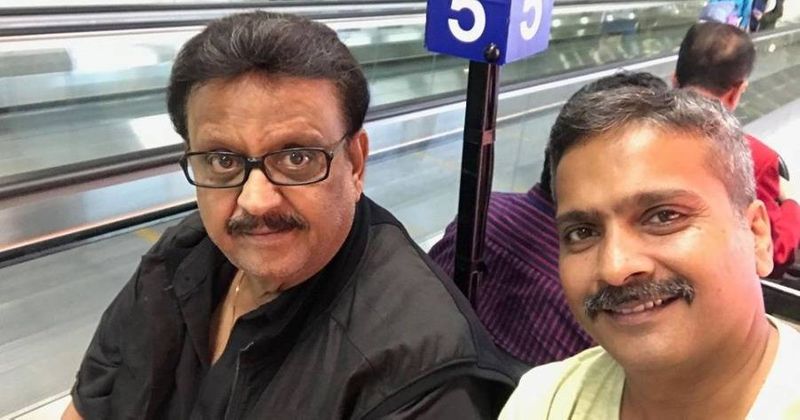 spb family director barathi raja and venkatprabu reached in hospital