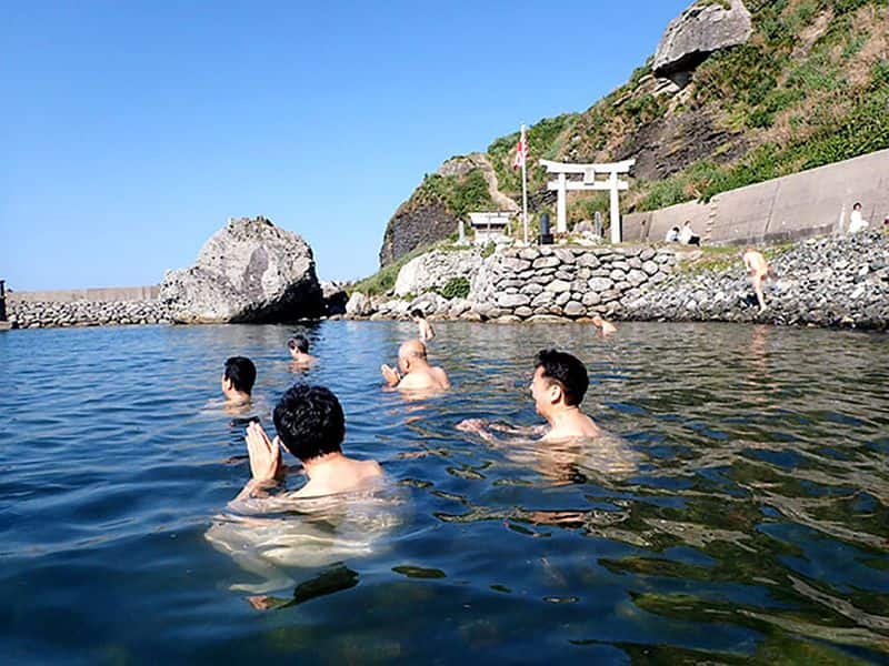 The men-only Island in Japan