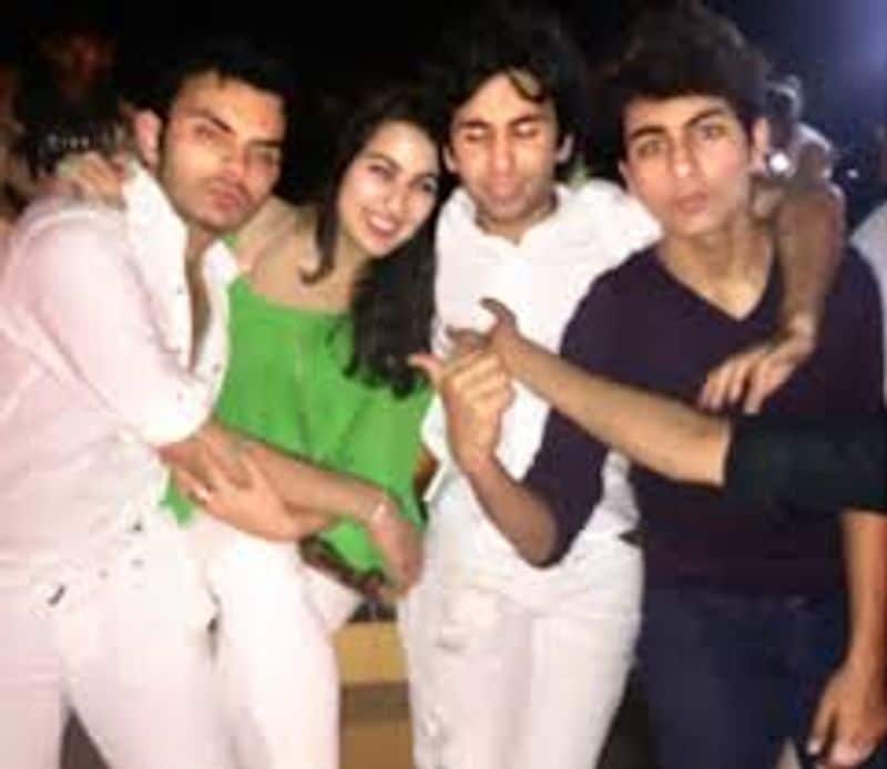 Sara has even shared an image of her and Veer on Instagram and on the other hand, Janhvi was spotted locking lips with Shikhar Pahariya at a party.