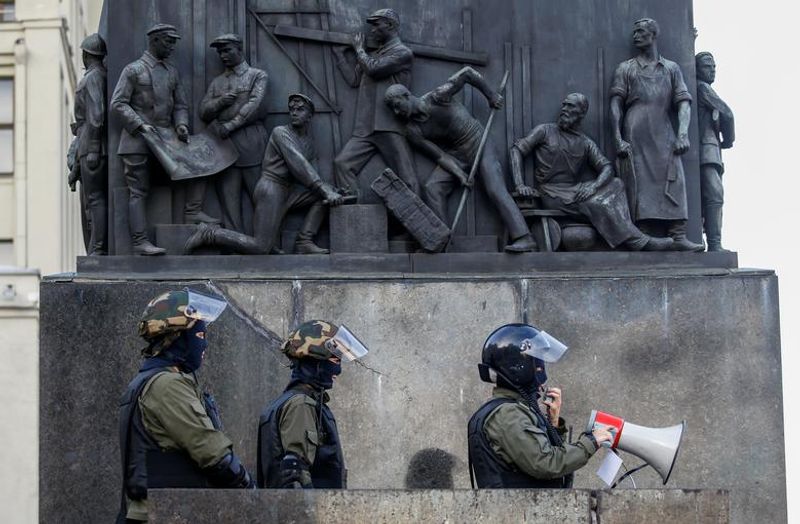 Belarus President Alexander Lukashenko to confront protesters