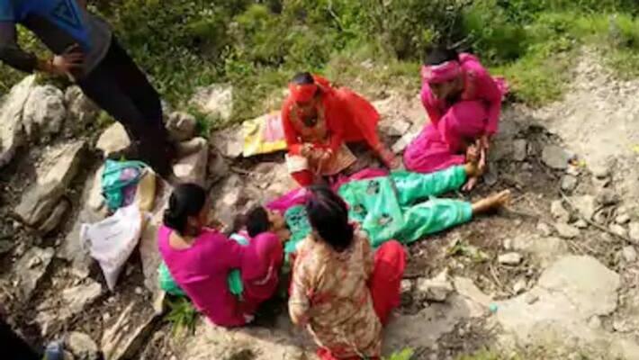 himachal pradesh mandi women dies before death saves son kpr himachal pradesh mandi women dies before death saves son kpr