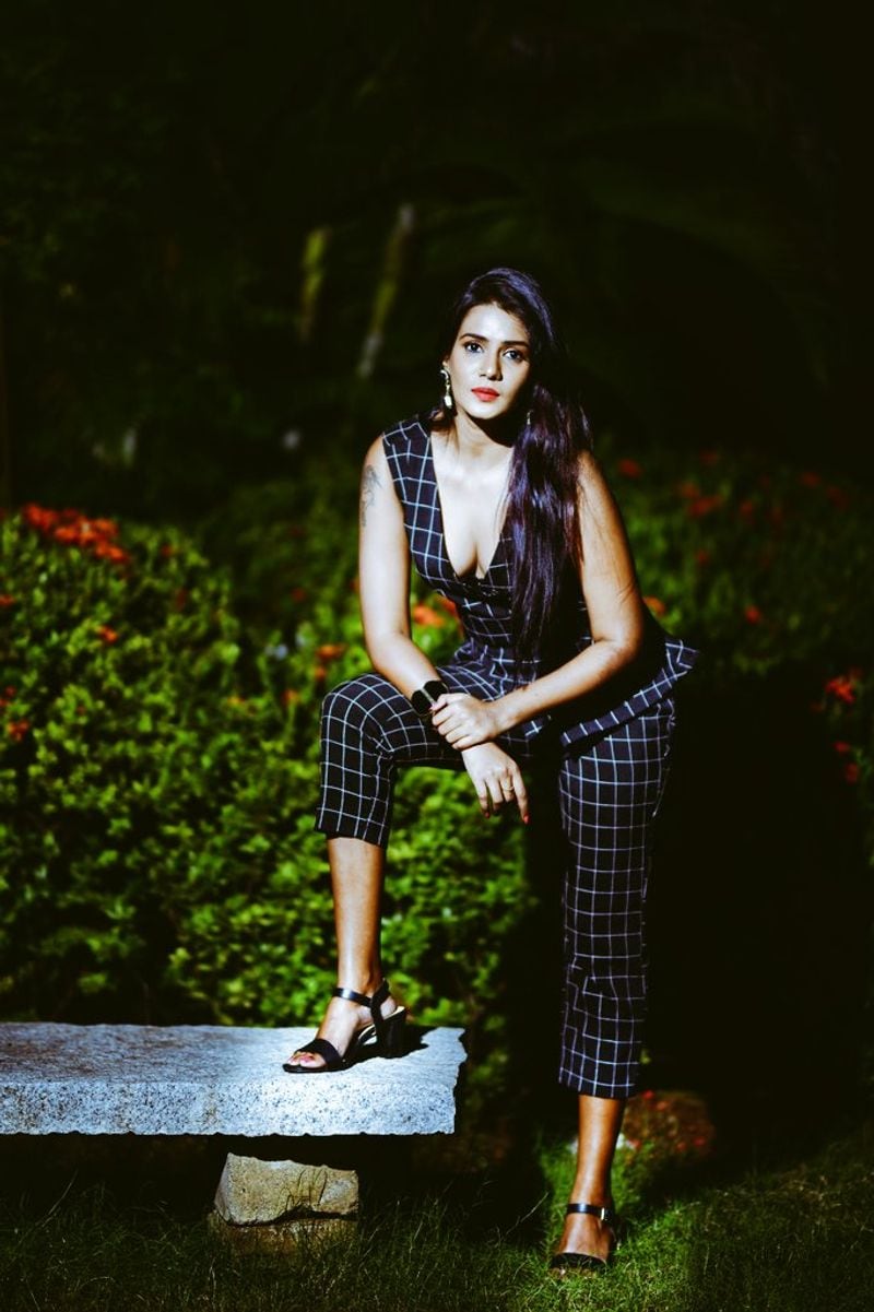 Netizens kidding Meera mithun willing to Go Kailasa Tweet