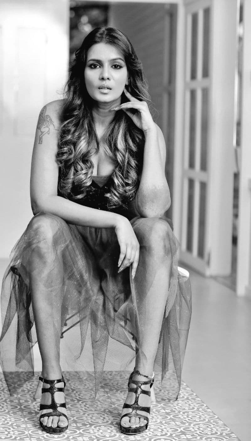 Netizens kidding Meera mithun willing to Go Kailasa Tweet