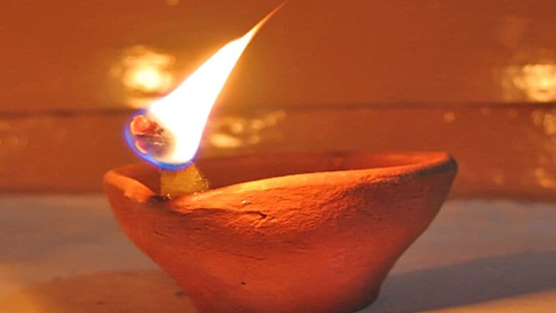 Do any of these 5 remedies related to Goddess Lakshmi on 26th August for monitory benefits
