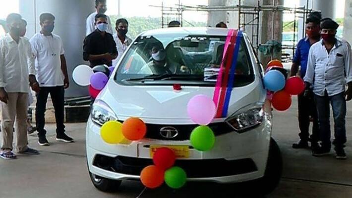 kannur airport starts electric car service kannur airport starts electric car service