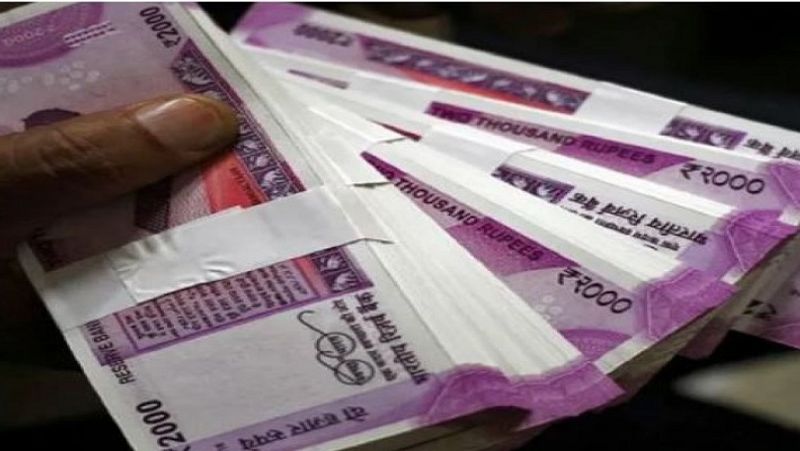 Invest LIC Jeevan Akshay 7 plan and you will get interesting benefits for lifetime BRd