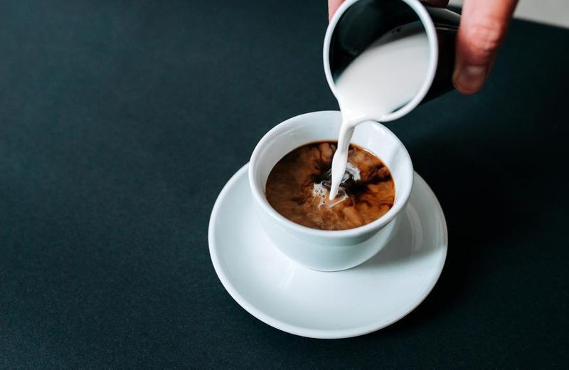 Drinking 2-3 cups of coffee can help you lose weight quickly
