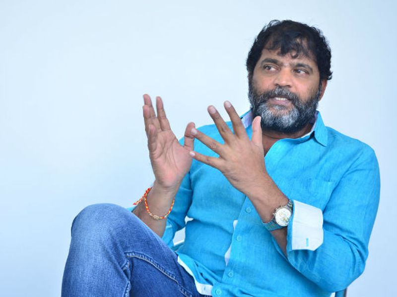ETv Prabhakar gets emotional crying in Ismart Jodi show