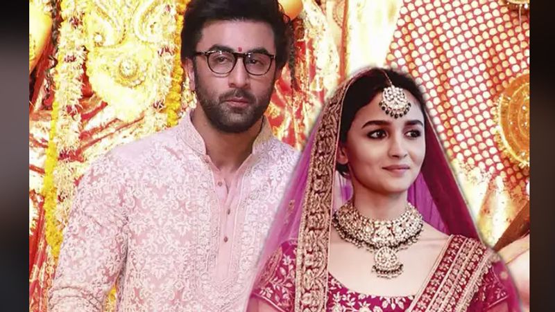 ranbir kapoor alia bhatt wedding postponed for next year due to covid 19 and professional commitments KPJ