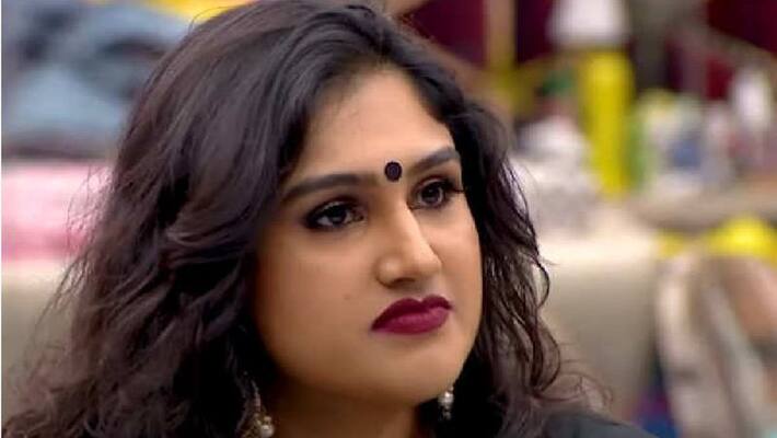 Vanitha Vijayakumars husband Peter Paul Had Heart Attack Vanitha Vijayakumars husband Peter Paul Had Heart Attack