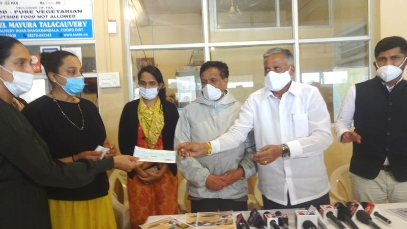 Talakaveri priest Narayachar daughters in abroad and struggling get compensation