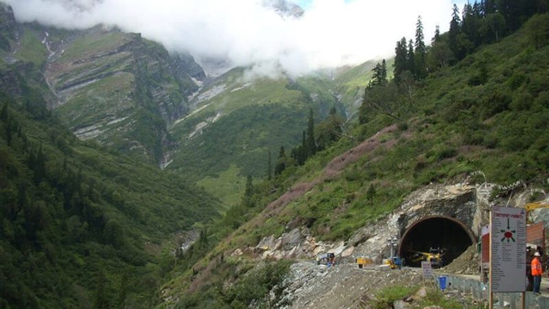 atal rohtang tunnel is the longest tunnel of world Now it is ready PM modi KPY
