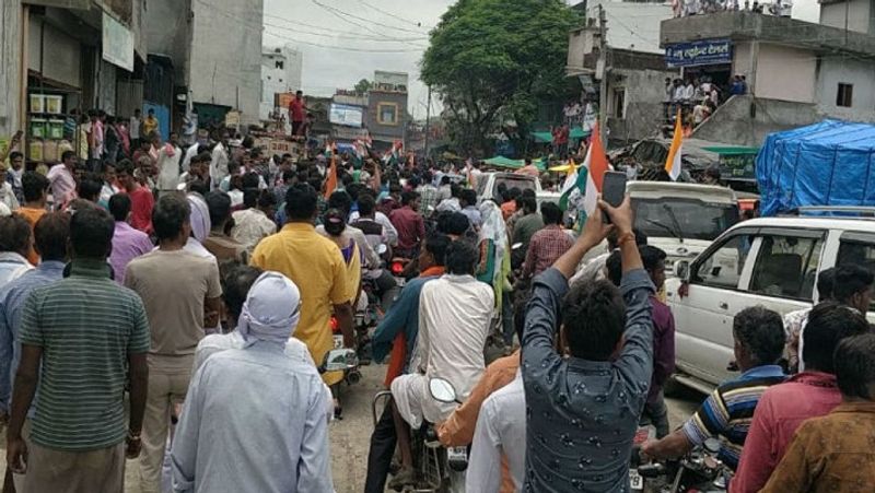 last farewell to madhya pradesh martyr manish carpenter More than one lakh people saluted to kpr
