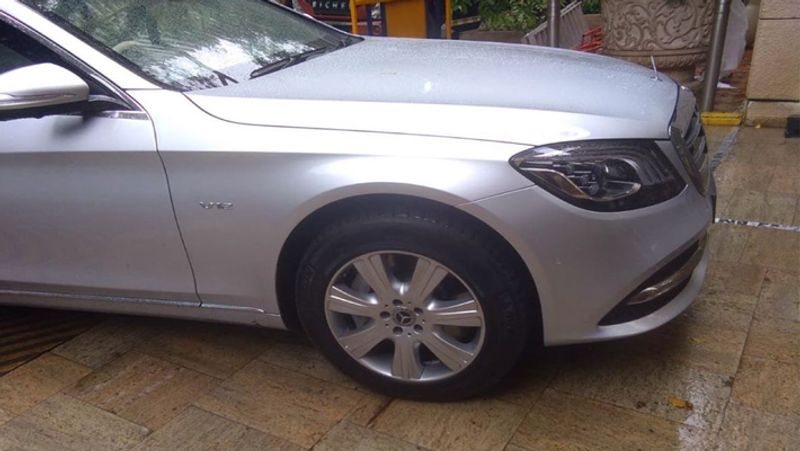 Mukhesh Ambani most expensive bulletproof Mercedes benz s600 car specification