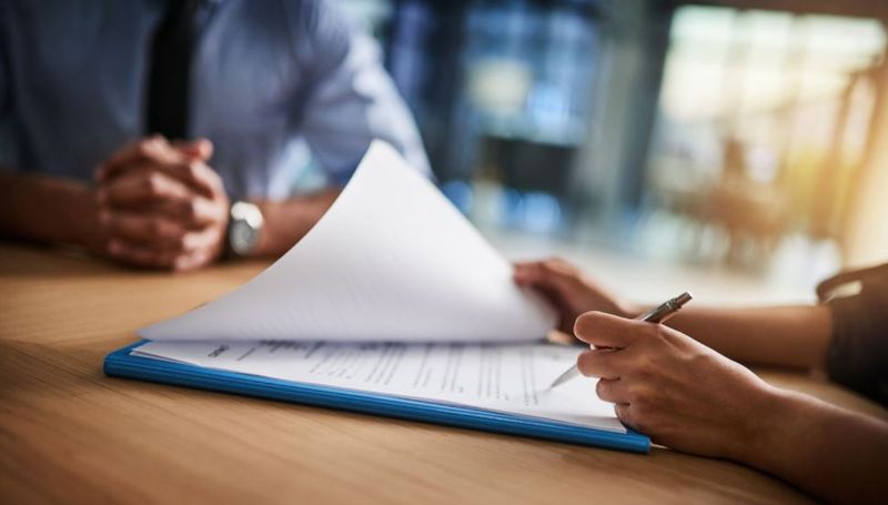 LIC policies for salaried people, know rules and benefits MJA