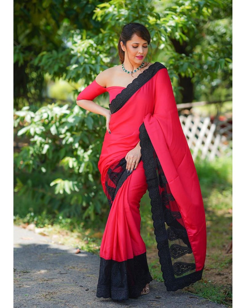 Anasuya Bharadwaj in Red Saree, Hot Looks For Jabardasth Show