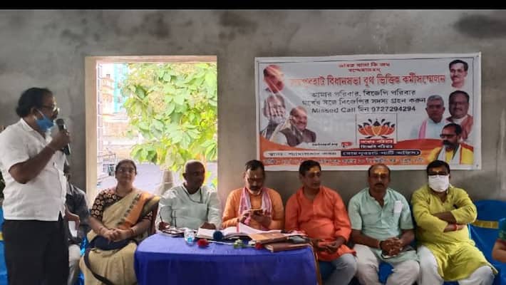 BJP workers are agitated againt Party president in Birbhum BTG BJP workers are agitated againt Party president in Birbhum BTG