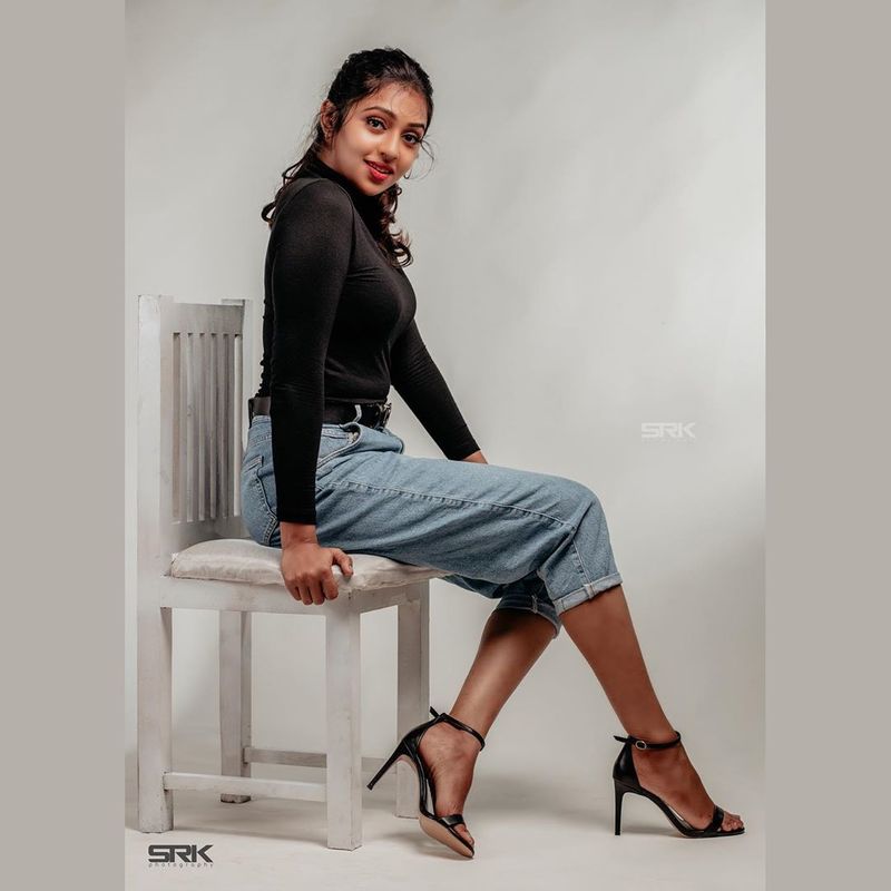 actress laksmi menon latest photo gallery