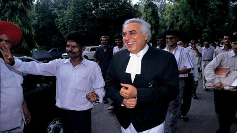 former minister and senior lawyer of SC kapil sibal charges 15 lakh rupees per hearing