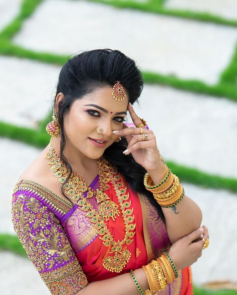 vijay tv pandian store chitra engagement photo shoot