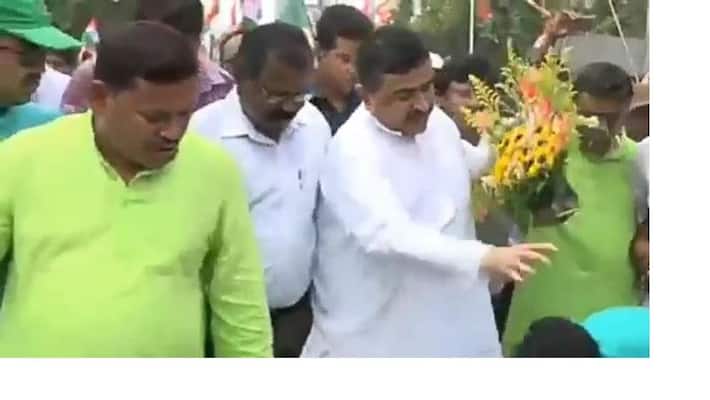 Suvendu Adhikari distance maintain from Mamata Banerjee ahead of Assembly Election ASB Suvendu Adhikari distance maintain from Mamata Banerjee ahead of Assembly Election ASB
