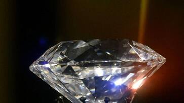 kurnool farmer found rs 10 lakh worth diamond in field in andhra pradesh - bsb kurnool farmer found rs 10 lakh worth diamond in field in andhra pradesh - bsb