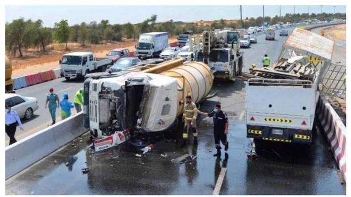 one died in road accident in Sharjah after tyre burst one died in road accident in Sharjah after tyre burst
