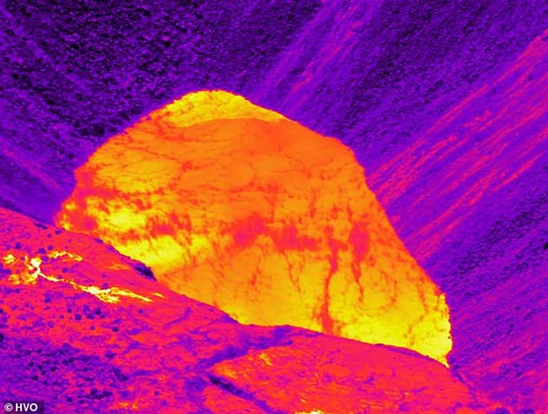 Deadly lake with waters of 185 degrees develops in the belly of Hawaiian volcano