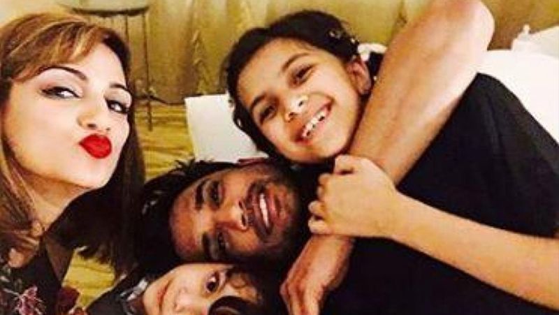 Sushant Singh Rajput Suicide Case Actor's Sister Shweta singh kirti blast on Rhea chakraborty See her twittes KPY