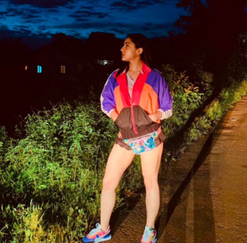 Bollywood actress sara ali khan trolled for celebrating Ganesh chathurthi