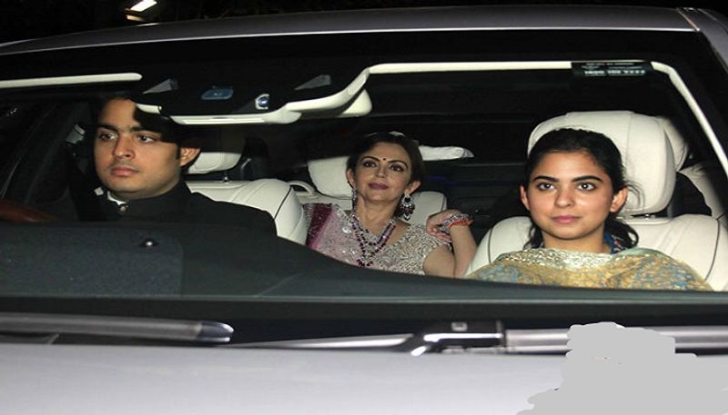mukesh ambani new bullet proof car worth 10 crores nearly