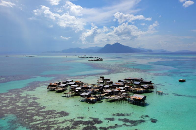 Bajau life in sea