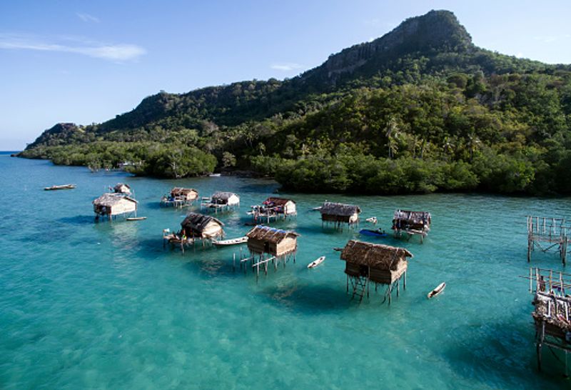 Bajau life in sea