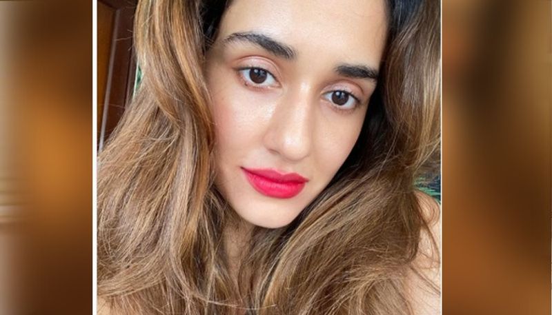 These 5 Disha Patani selfies can make your heart skip a beat RCB