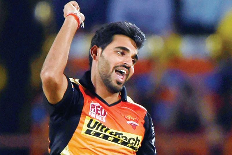 top 10 bowlers bowled most maiden overs in ipl