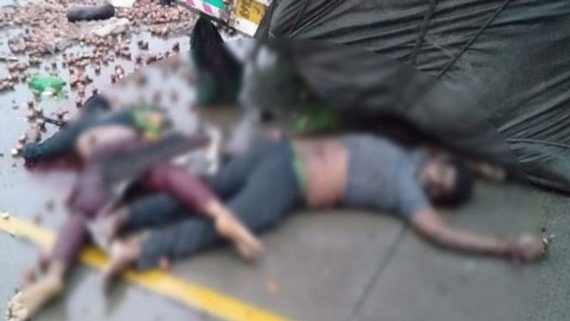 madhya pradesh truk road accident Three people killed and other injured in agra mumbai national highway shajapur kpr